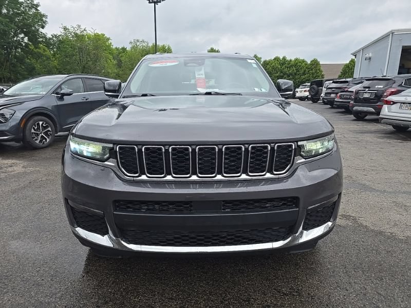 Used 2021 Jeep Grand Cherokee L Limited AWD/4WD image 2