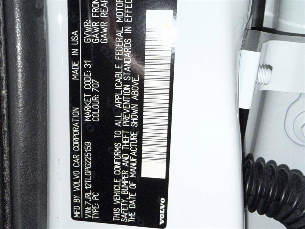 Used 2023 Volvo S60 B5 Plus image 30