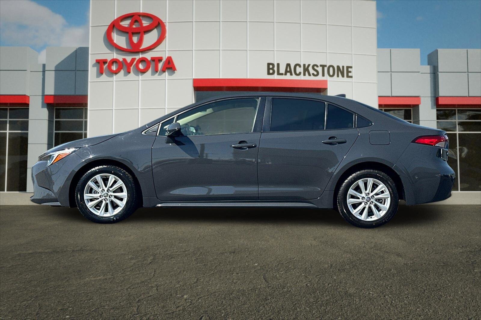 Certified 2023 Toyota Corolla LE w/ LE Convenience Package image 6