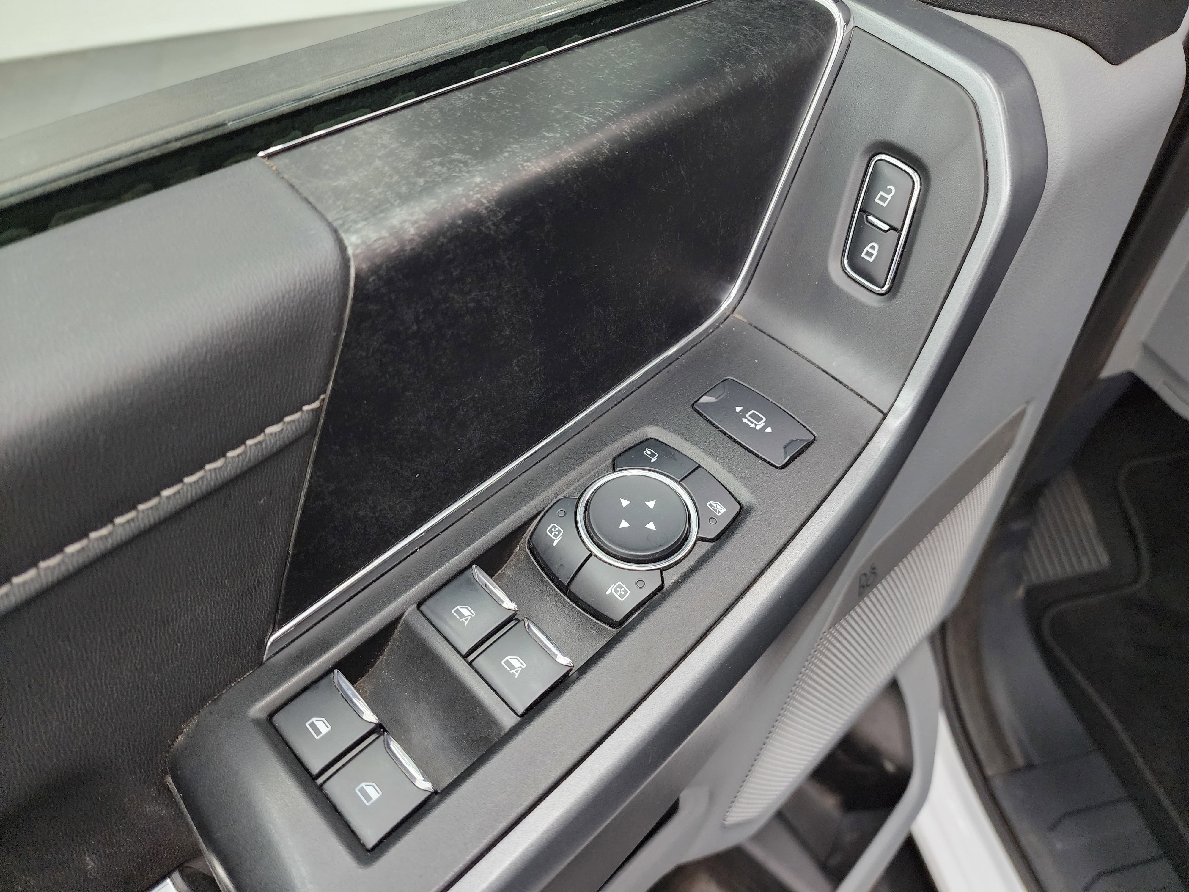 Used 2023 Ford F250 XLT w/ Tremor Off-Road Package image 45