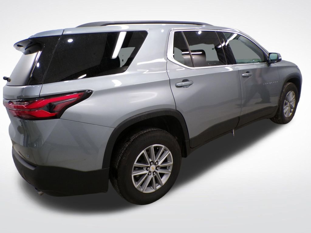 Used 2023 Chevrolet Traverse LT w/ LPO, Floor Liner Package AWD/4WD image 4