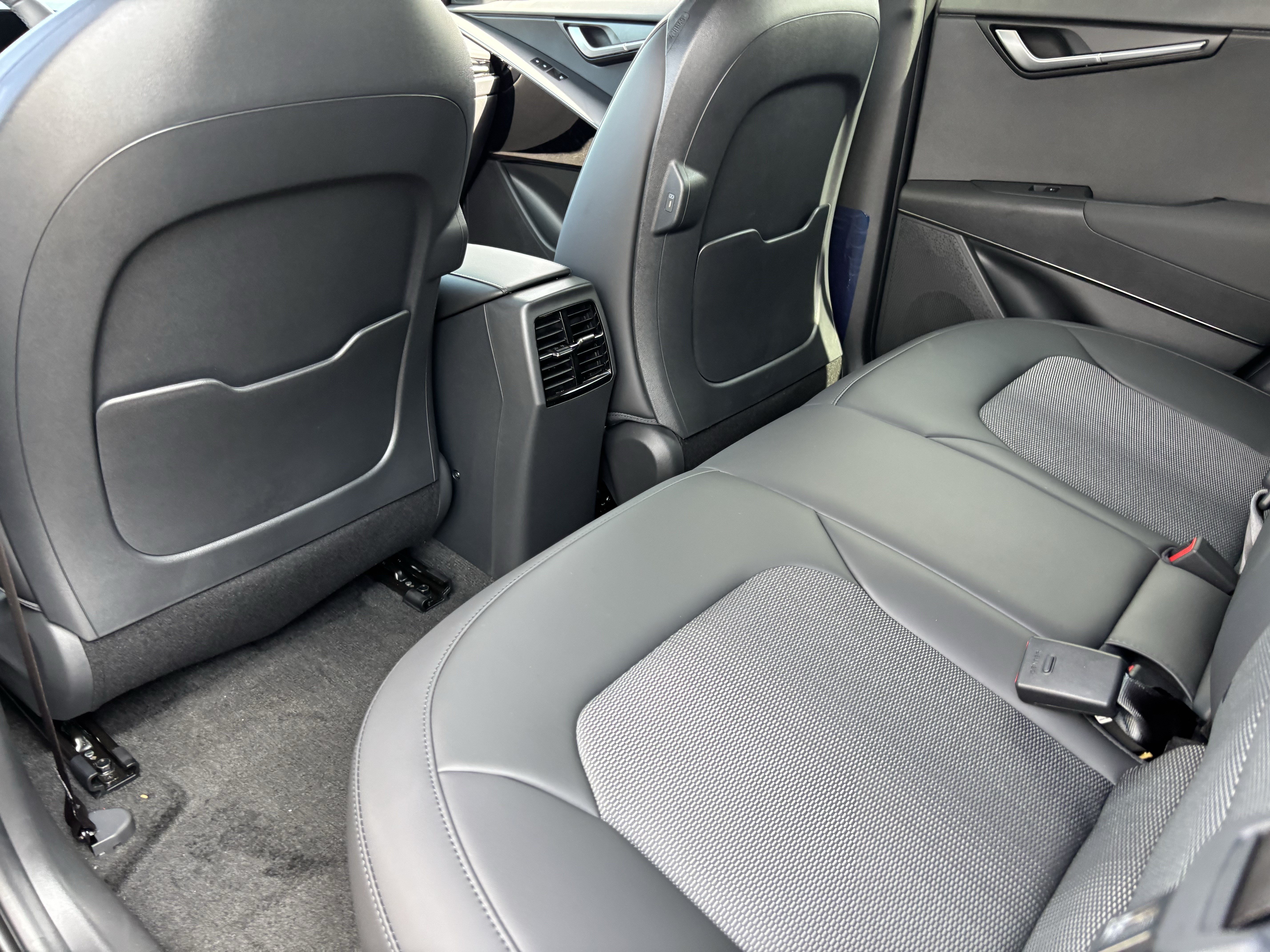 New 2026 Kia Niro Wind FWD image 15