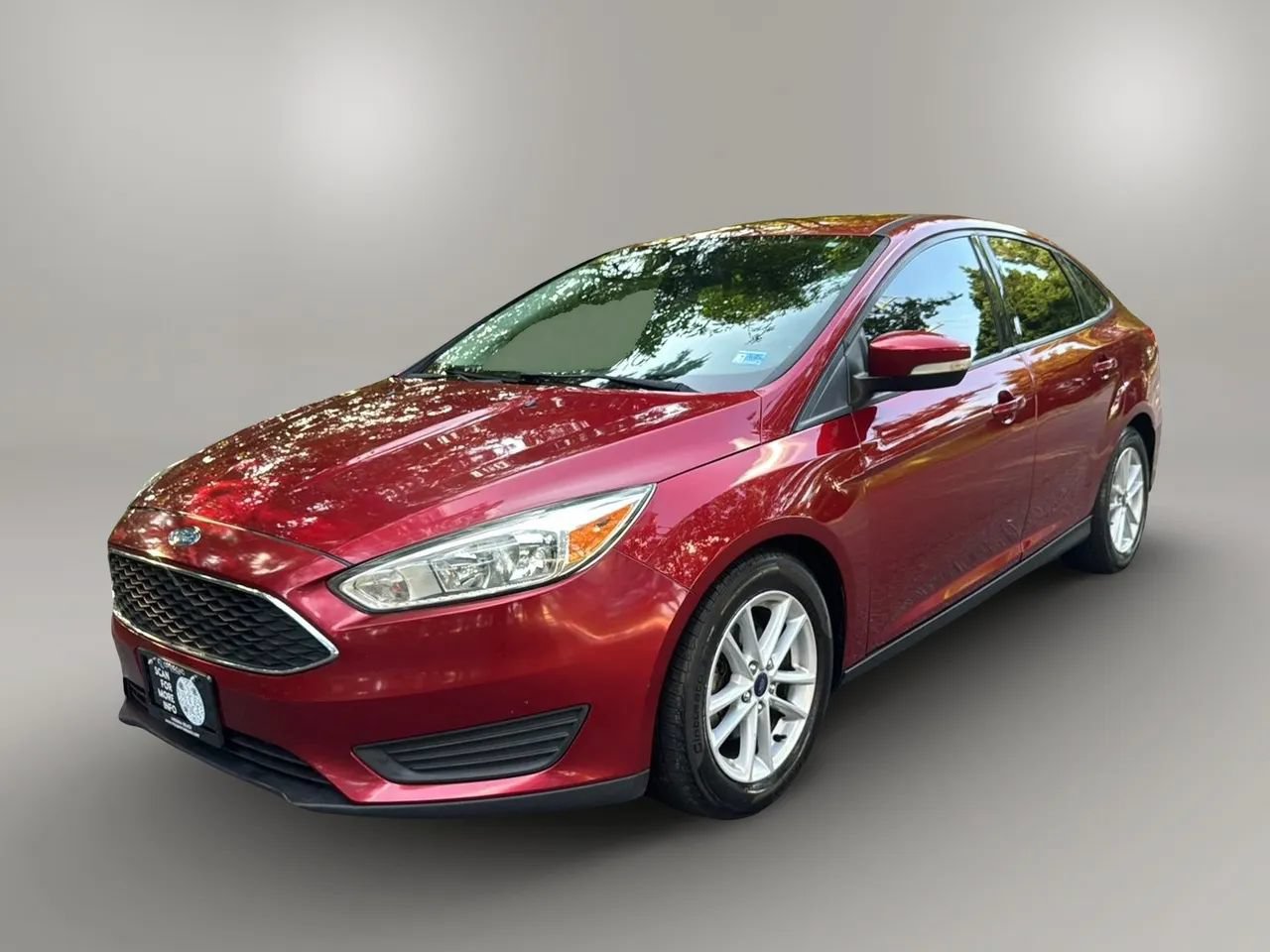Used 2017 Ford Focus SE FWD image 3