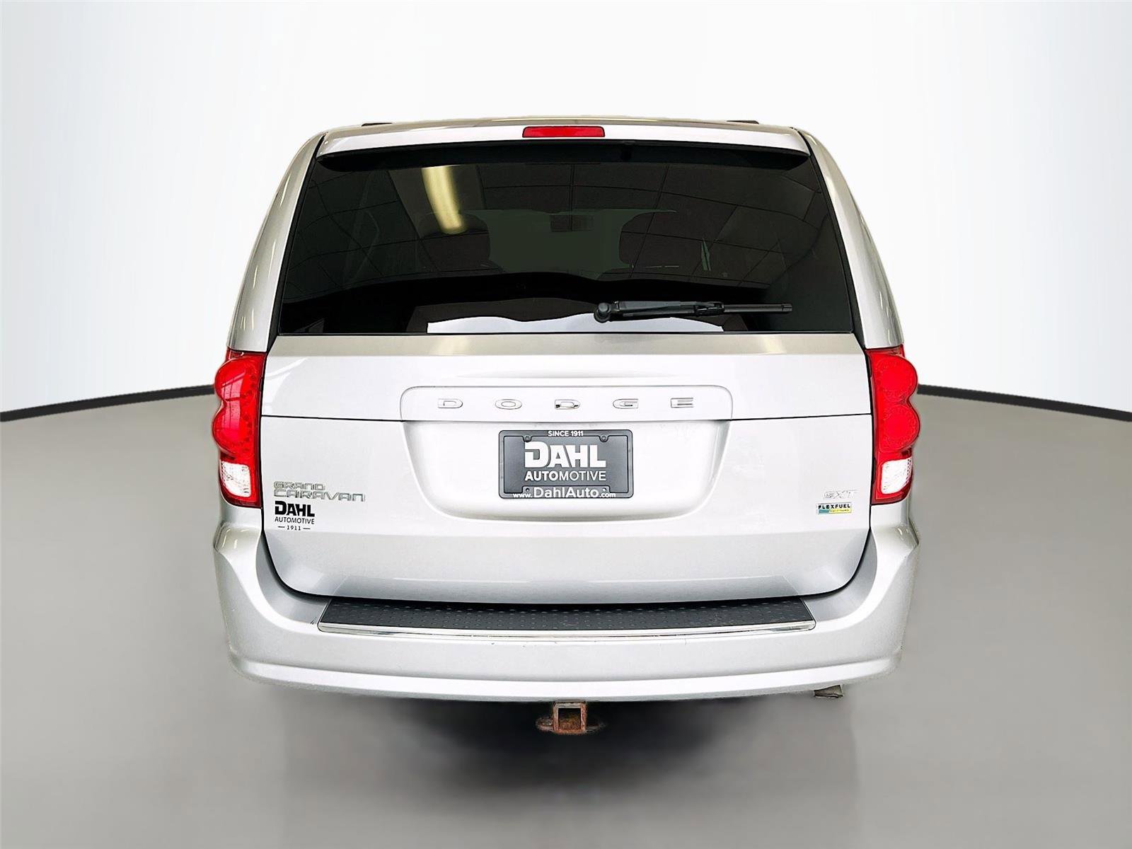 Used 2015 Dodge Grand Caravan SXT image 11