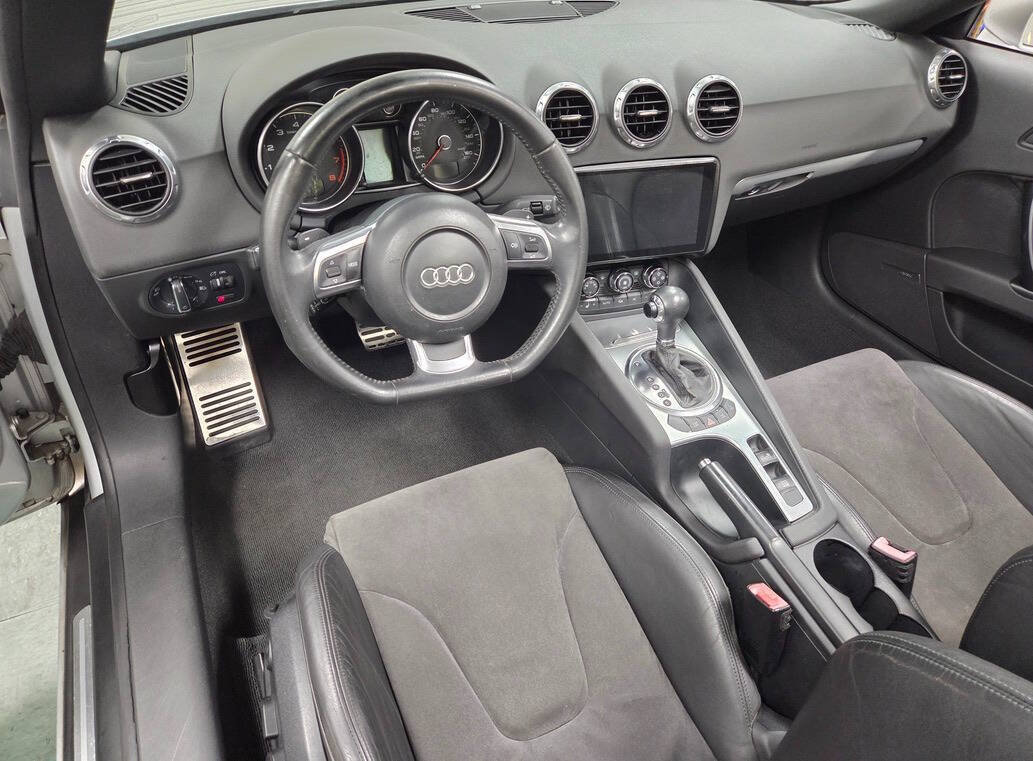 Used 2008 Audi TT 2.0T FWD image 19