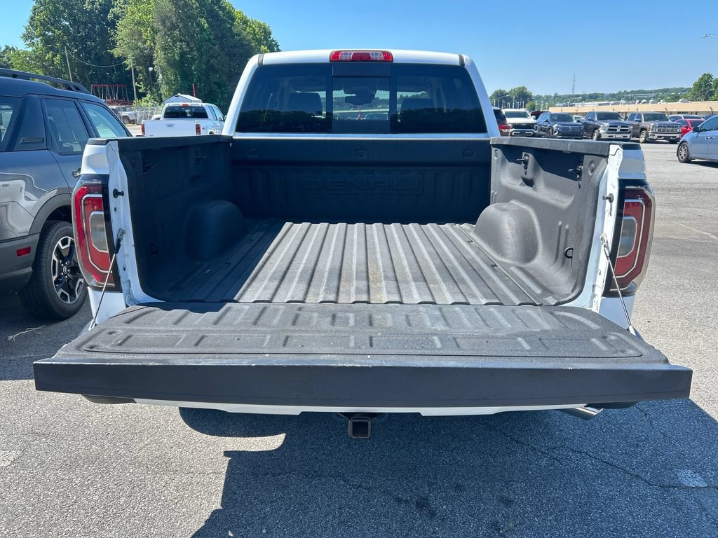 Used 2016 GMC Sierra 1500 Denali w/ Enhanced Driver Alert Package AWD/4WD image 28