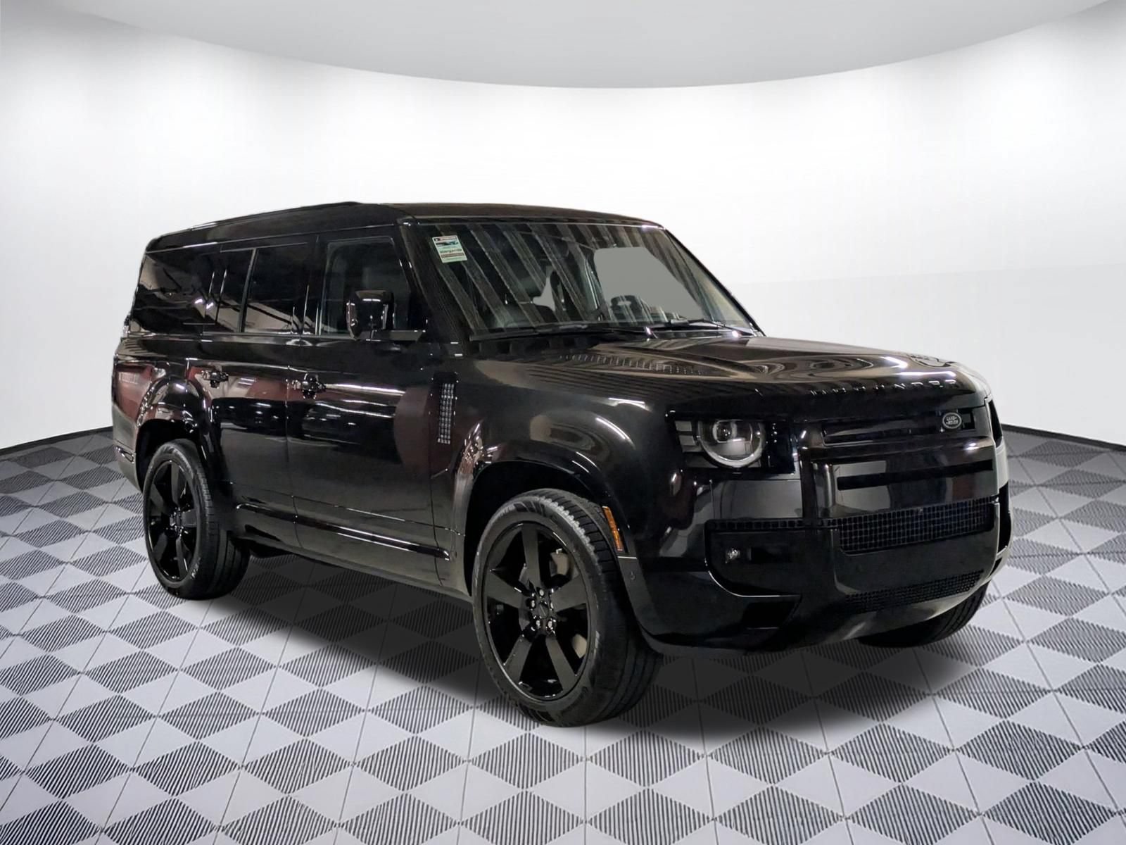 New 2026 Land Rover Defender 130 X-Dynamic SE AWD/4WD image 7