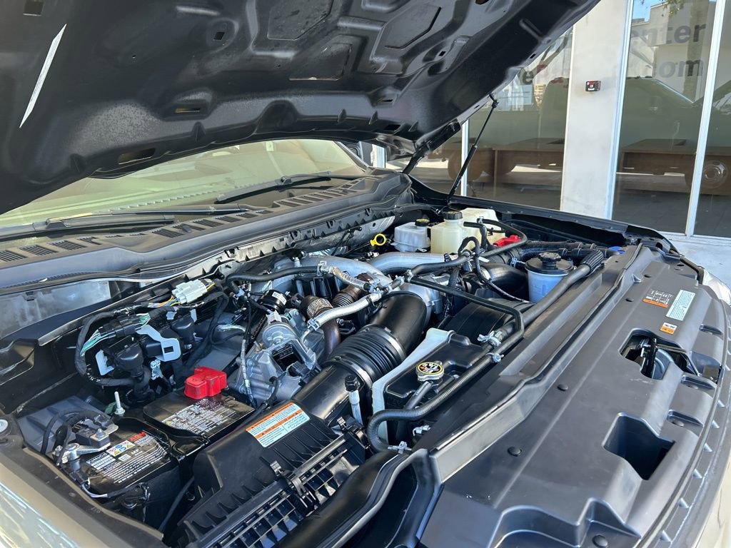 Used 2024 Ford F350 XLT w/ Camper Package image 10