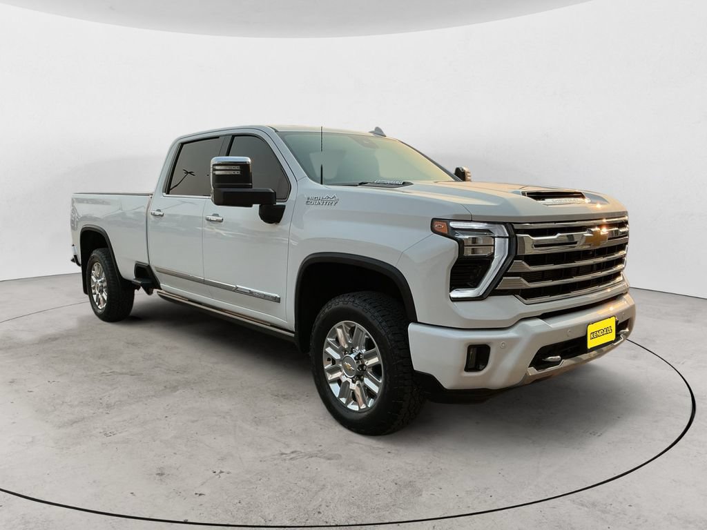 Certified 2024 Chevrolet Silverado 3500 High Country w/ High Country Premium Package AWD/4WD image 3