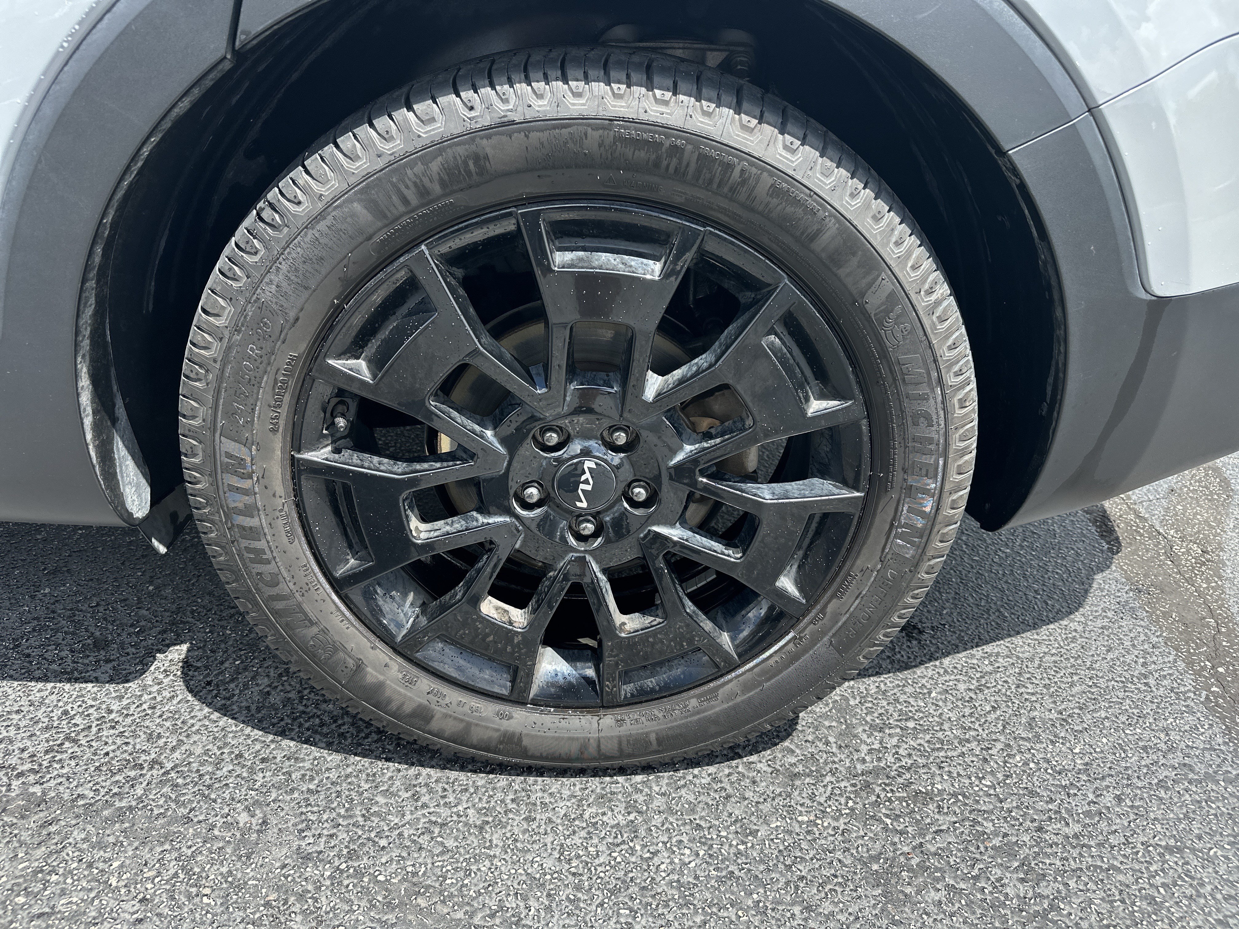 Used 2022 Kia Telluride EX w/ EX Premium Package AWD/4WD image 32