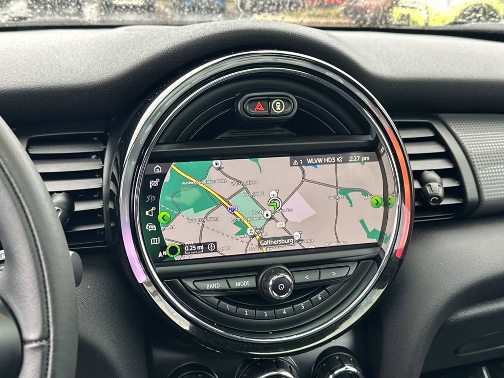 Used 2020 MINI Cooper 2-Door Hardtop image 10