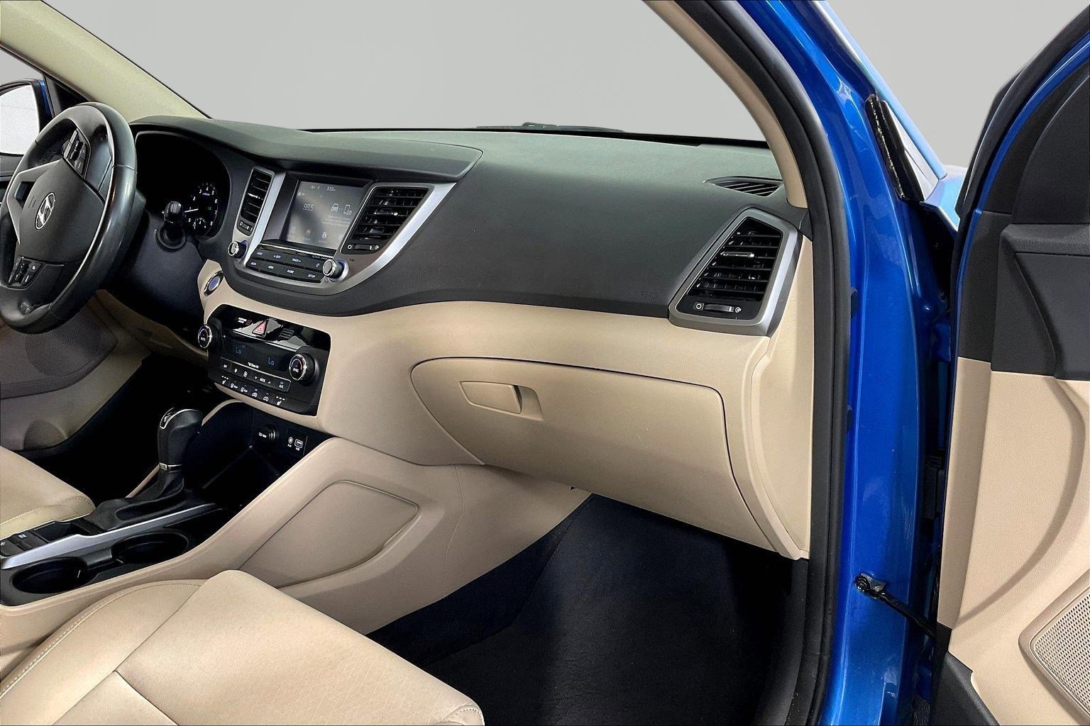 Used 2018 Hyundai Tucson Sport image 26