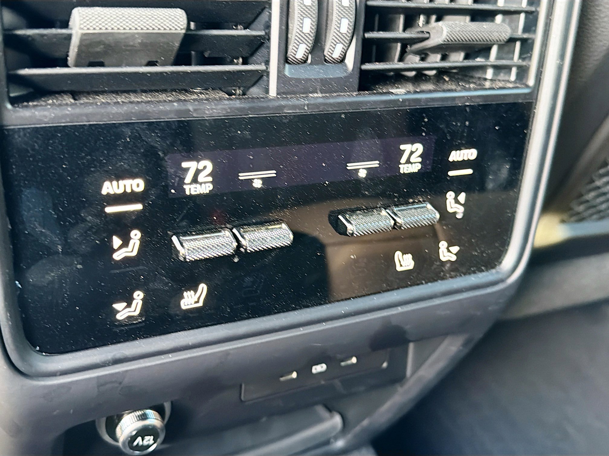 Used 2024 Porsche Cayenne S image 20