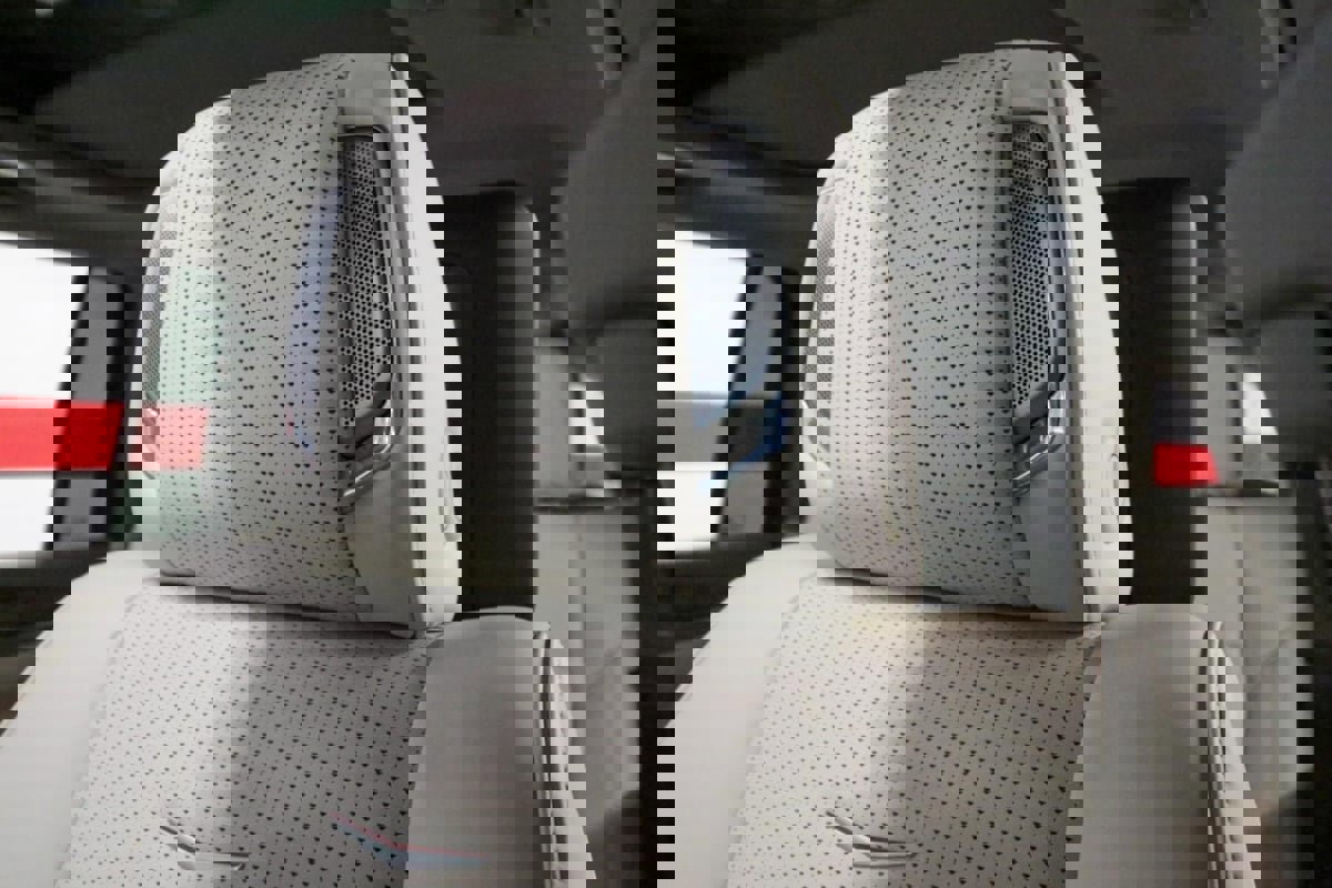 Used 2024 Cadillac Escalade ESV Sport Platinum w/ LPO, ONYX Package image 27