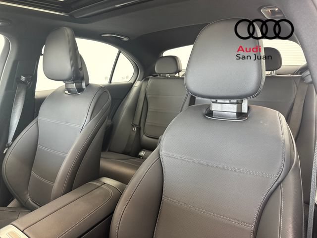 Used 2024 Mercedes-Benz C 300 Sedan image 12
