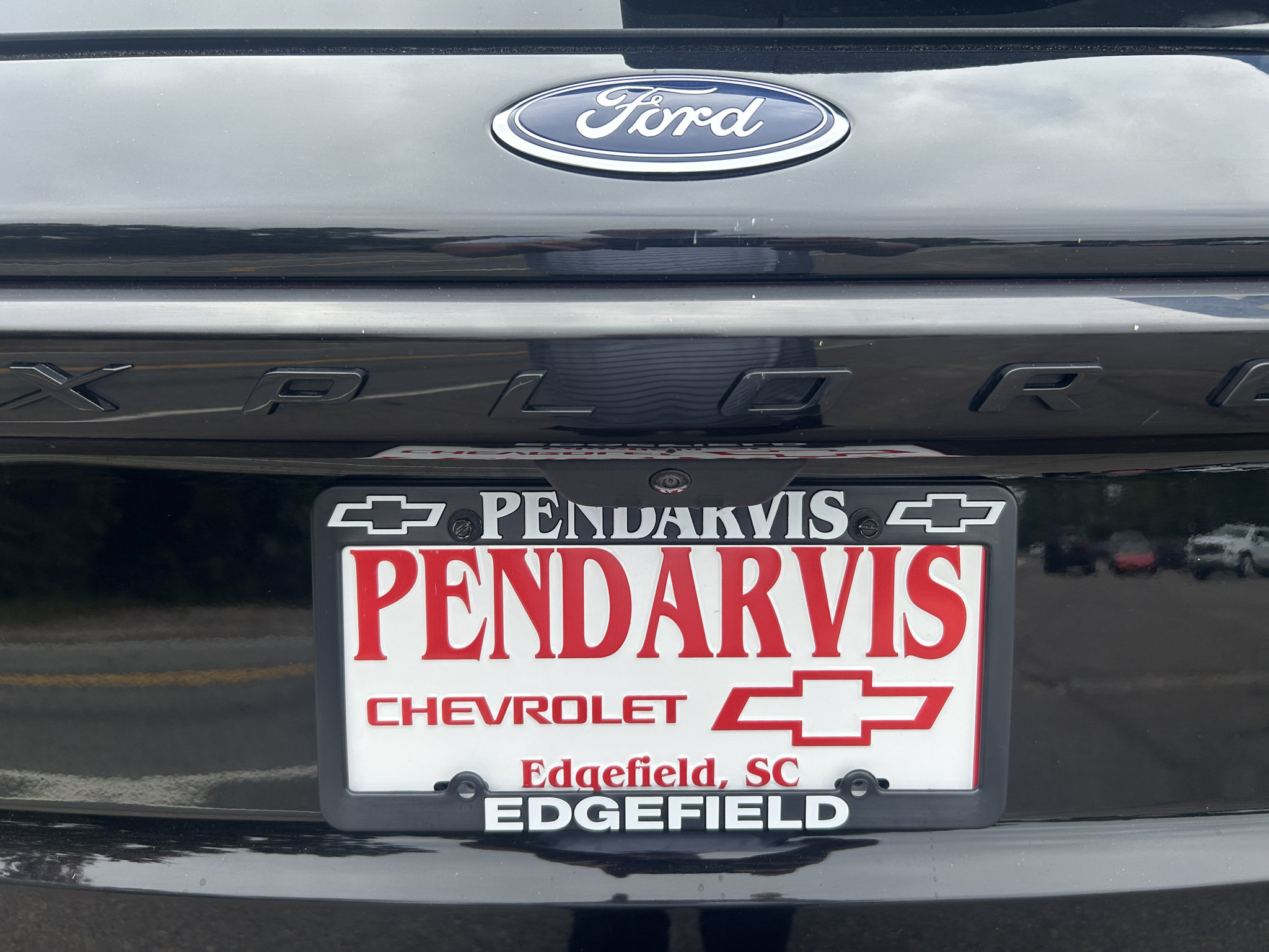 Used 2025 Ford Explorer Platinum w/ Ultimate Package AWD/4WD image 4