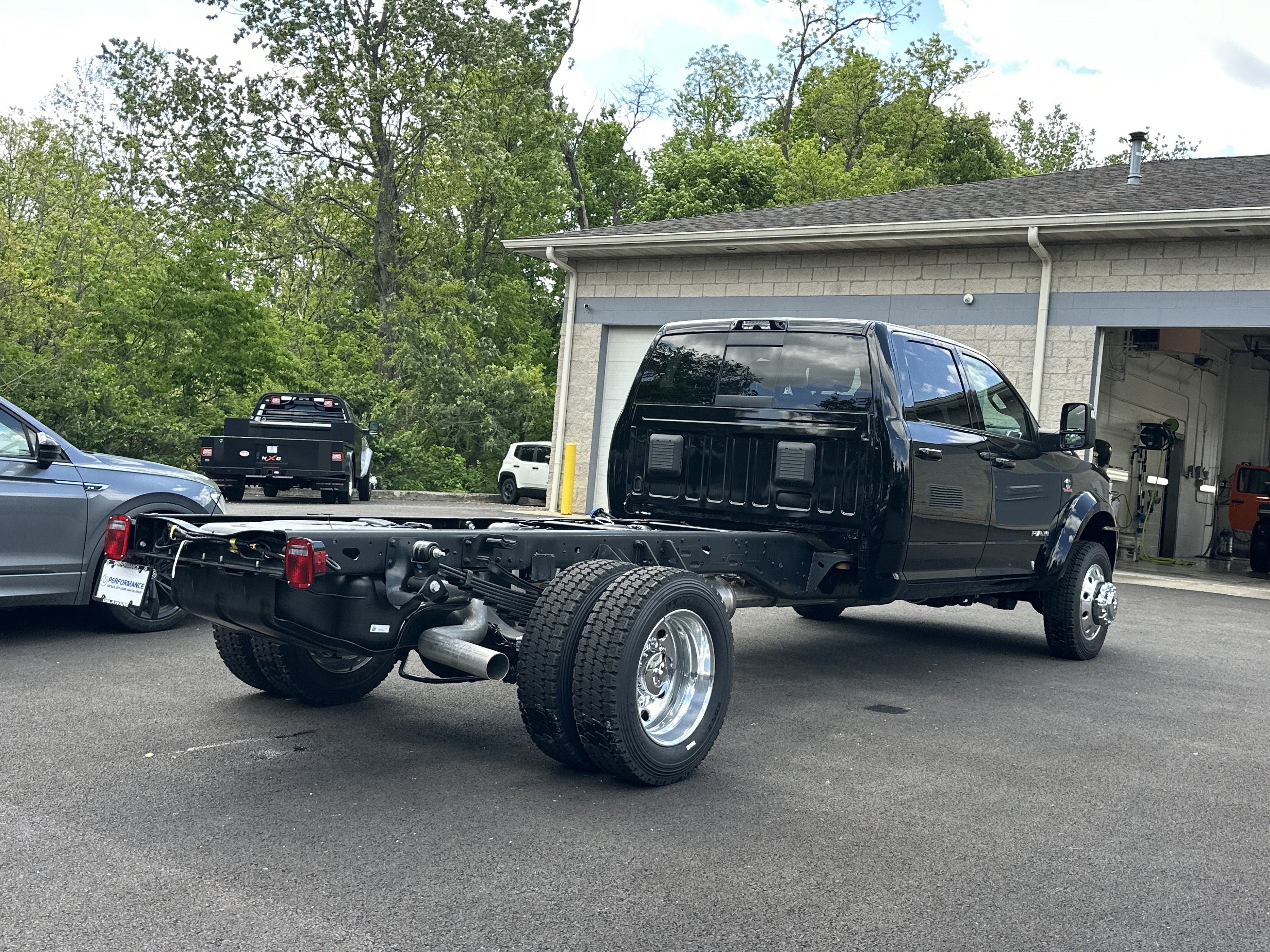 New 2026 RAM 5500 4x4 Crew Cab w/ Laramie Trim Package image 16