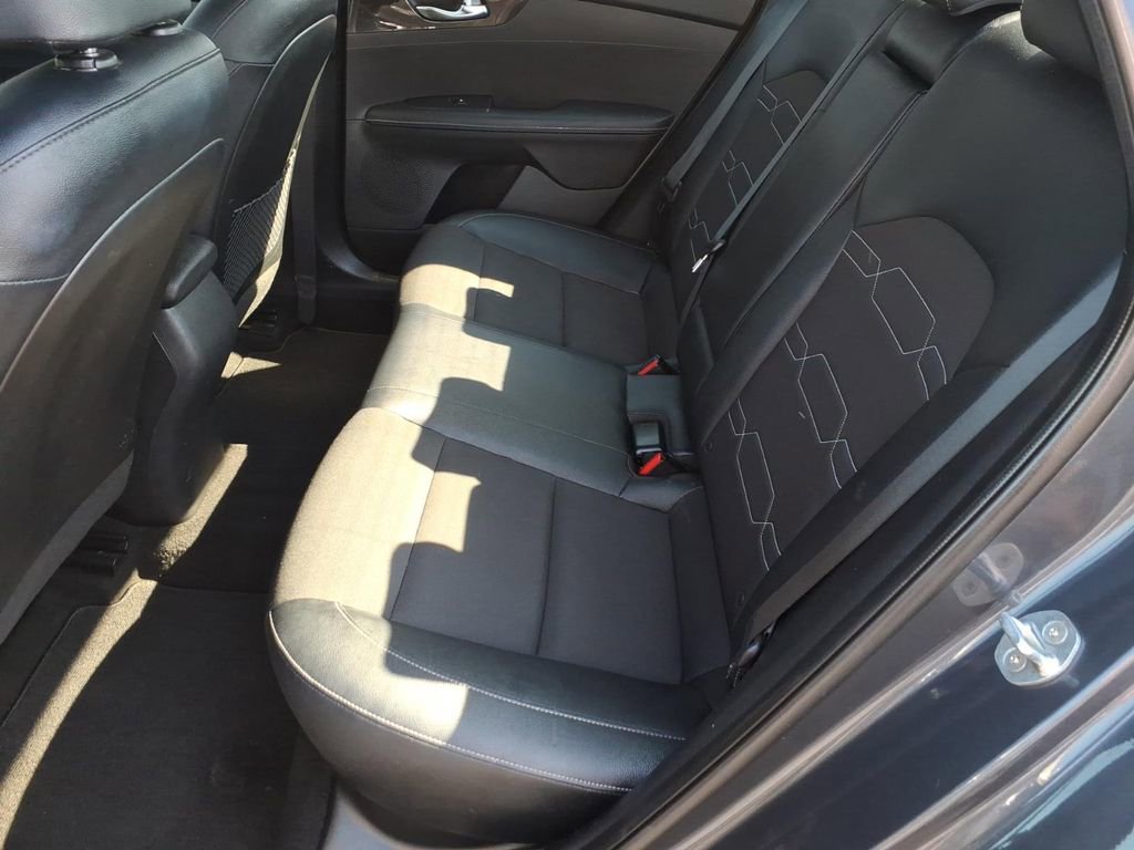Used 2023 Kia Forte GT-Line w/ GT-Line Technology Package image 8