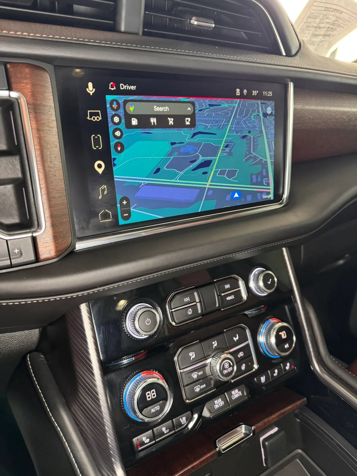 Used 2023 GMC Yukon Denali Ultimate AWD/4WD image 40