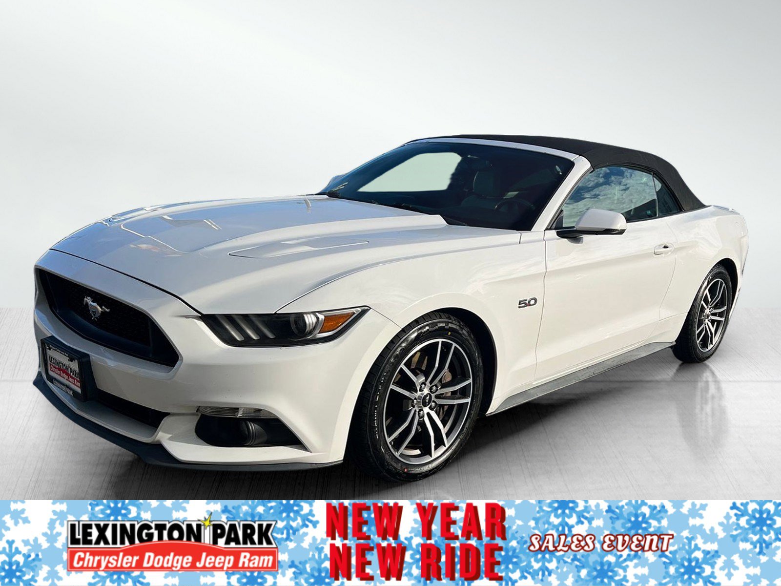 Used 2017 Ford Mustang GT Premium image 2
