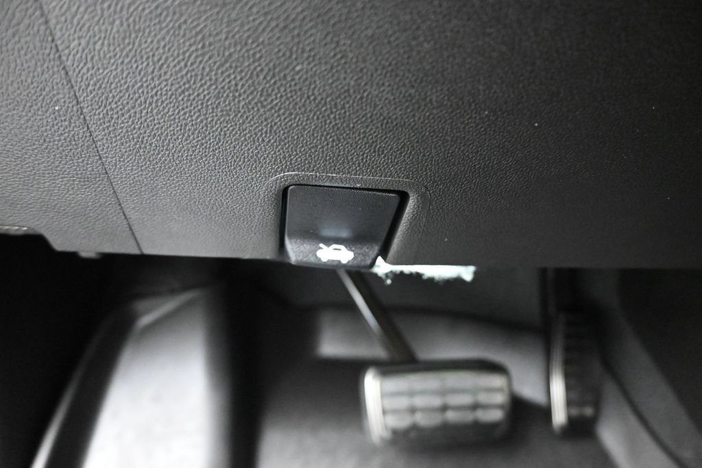 Used 2026 GMC Yukon XL Denali Ultimate AWD/4WD image 33