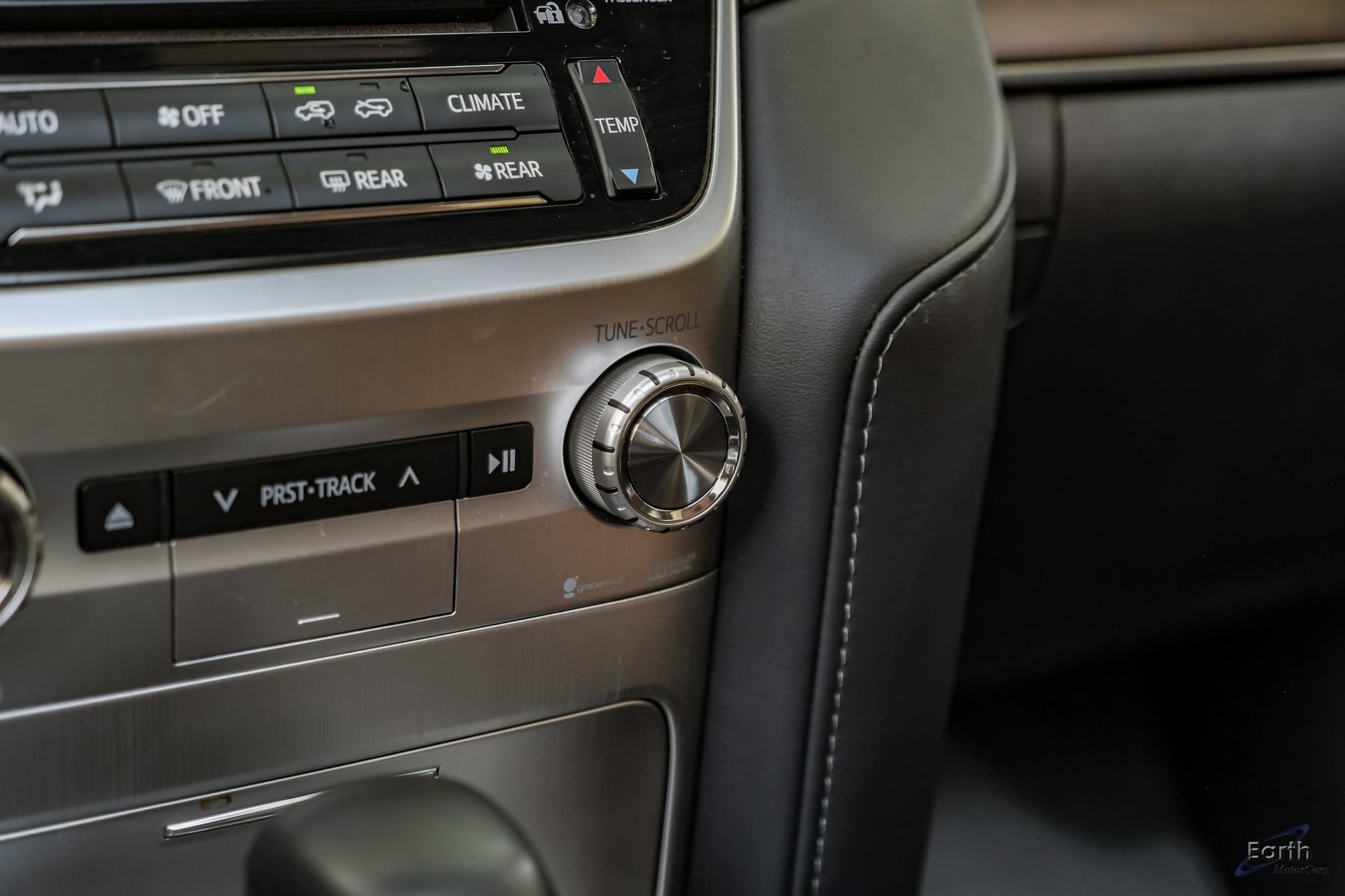 Used 2020 Toyota Land Cruiser AWD/4WD image 68