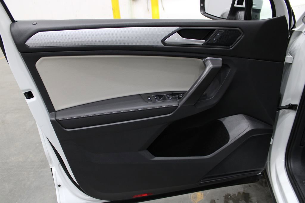 Used 2022 Volkswagen Tiguan S image 15