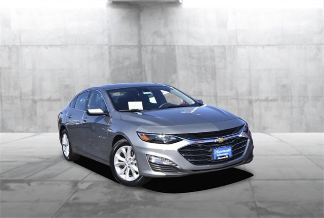 Used 2024 Chevrolet Malibu LT image 2