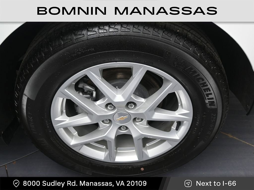Used 2023 Chevrolet Equinox LT FWD image 17