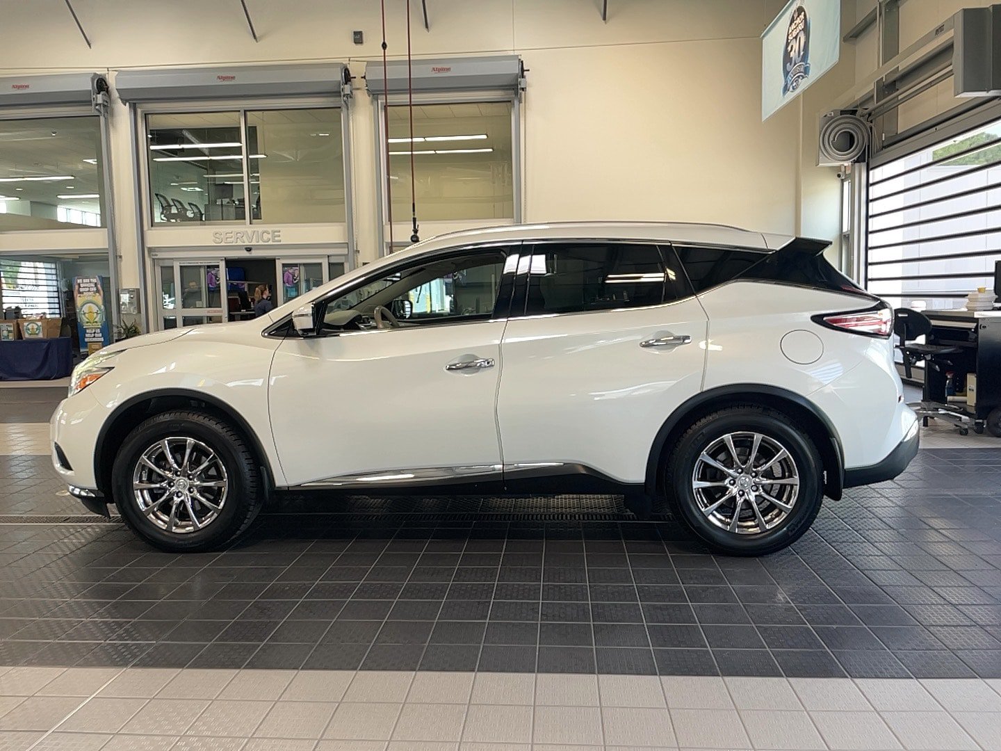 Used 2016 Nissan Murano SL w/ SL Technology Package AWD/4WD image 4