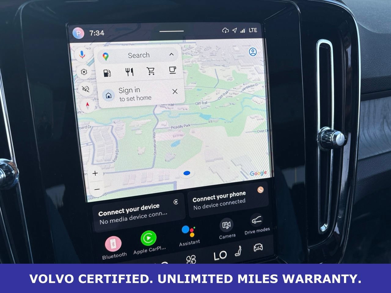 Certified 2024 Volvo XC40 B5 Plus w/ Protection Package Premier AWD/4WD image 20