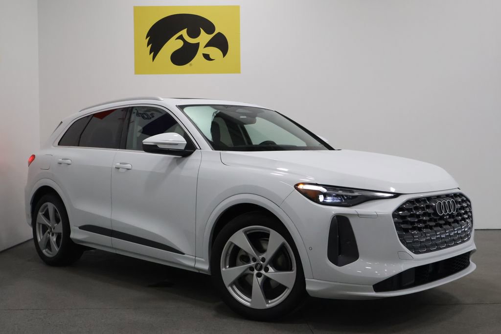 Used 2025 Audi Q5 Prestige image 2
