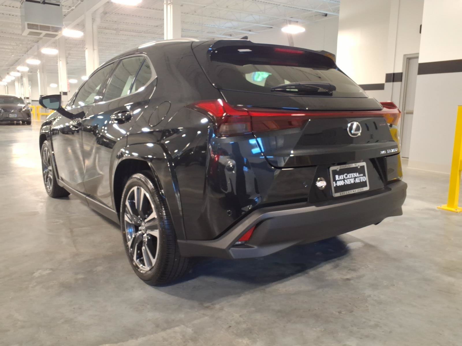 New 2026 Lexus UX 300h AWD image 15