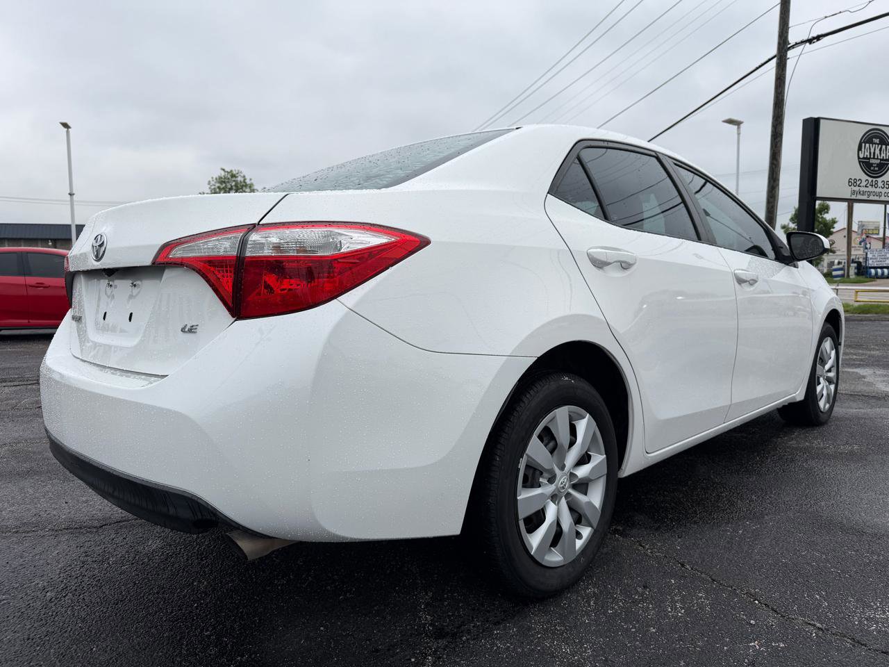 Used 2015 Toyota Corolla LE FWD image 5