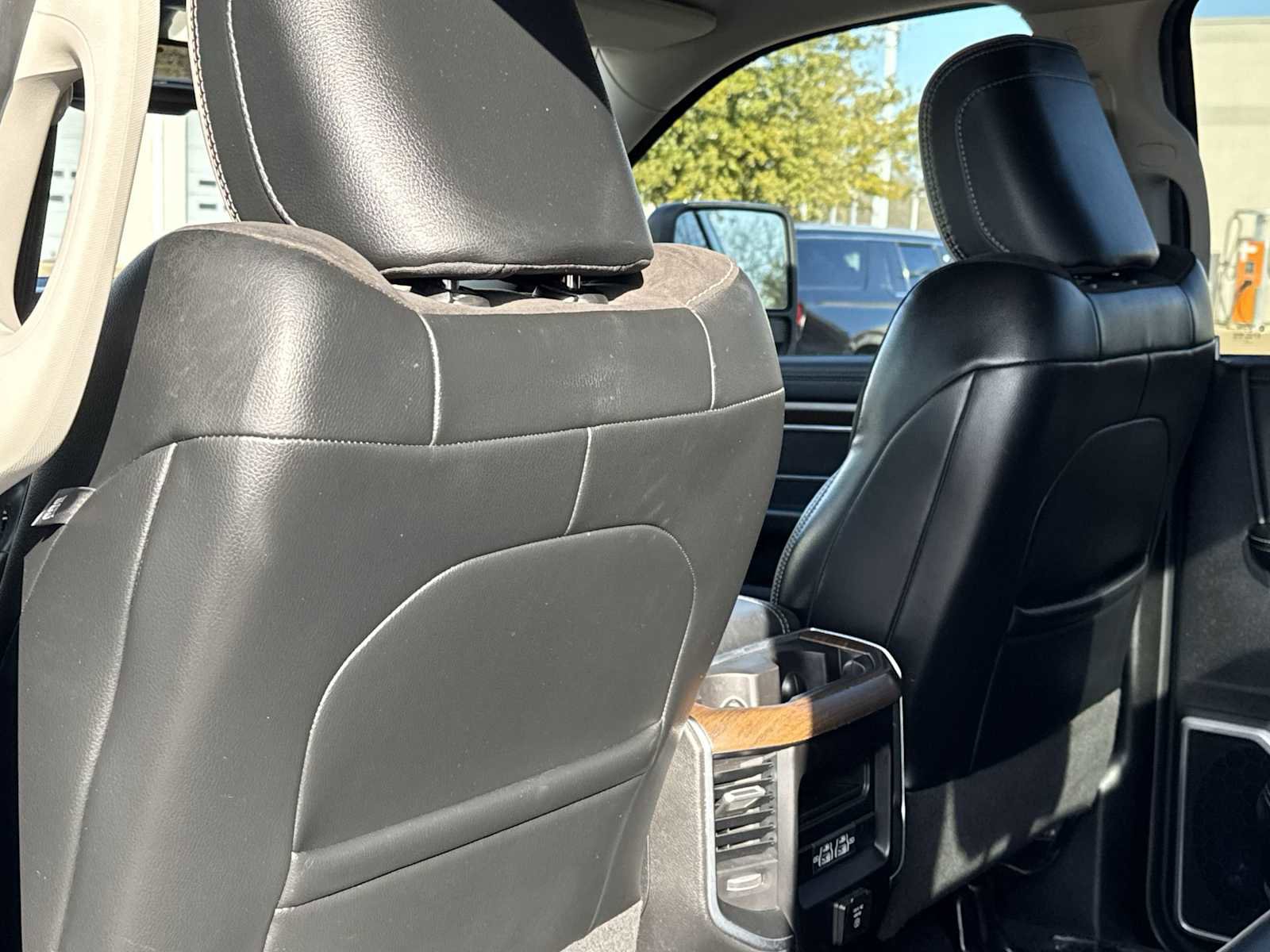 Used 2024 RAM 3500 Laramie image 16