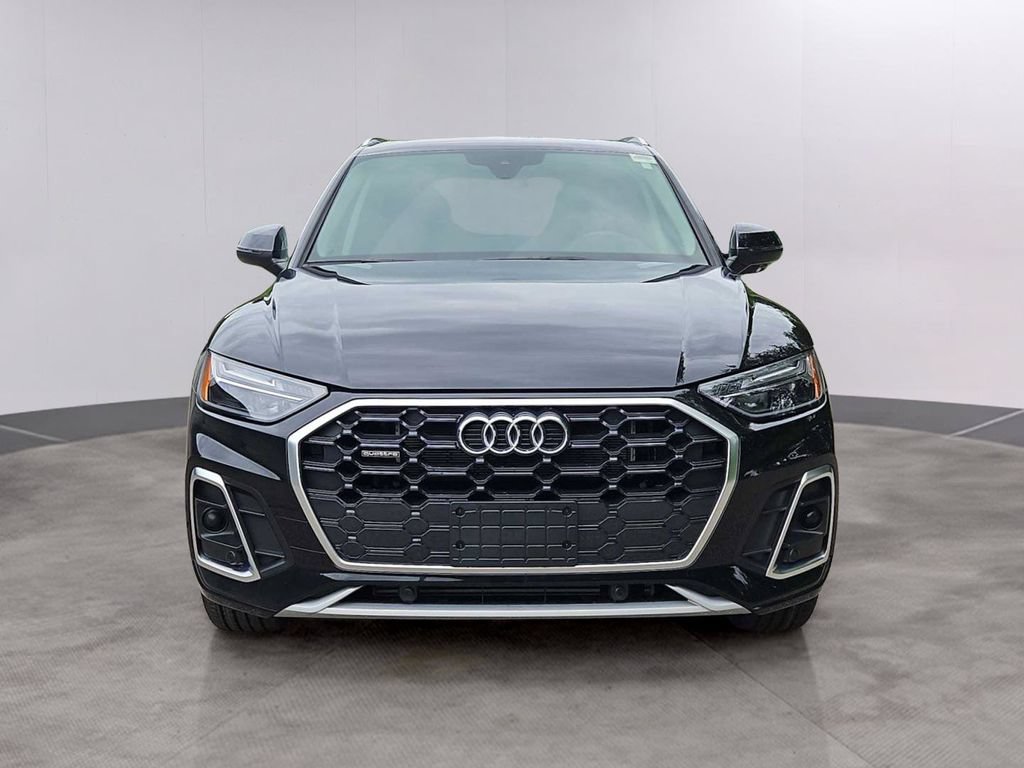 Certified 2024 Audi Q5 e Premium AWD/4WD image 12