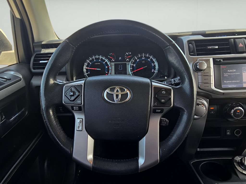 Used 2014 Toyota 4Runner SR5 AWD/4WD image 11