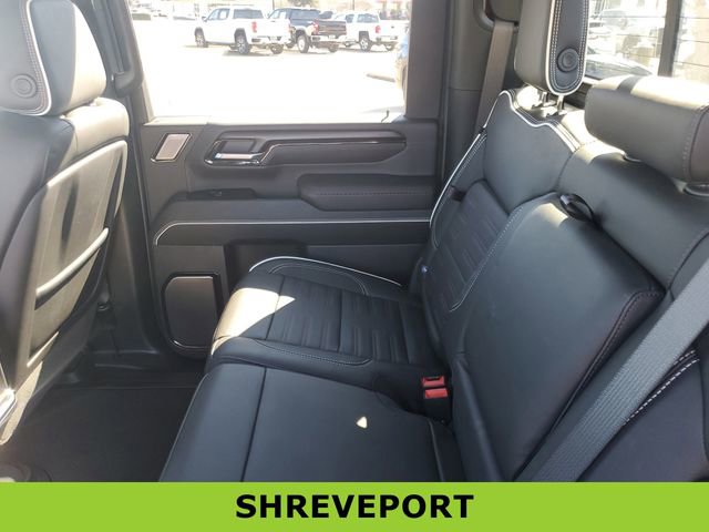 Used 2025 GMC Sierra 2500 AT4X image 10
