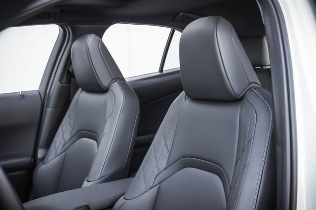 Certified 2025 Lexus UX 300h FWD image 10
