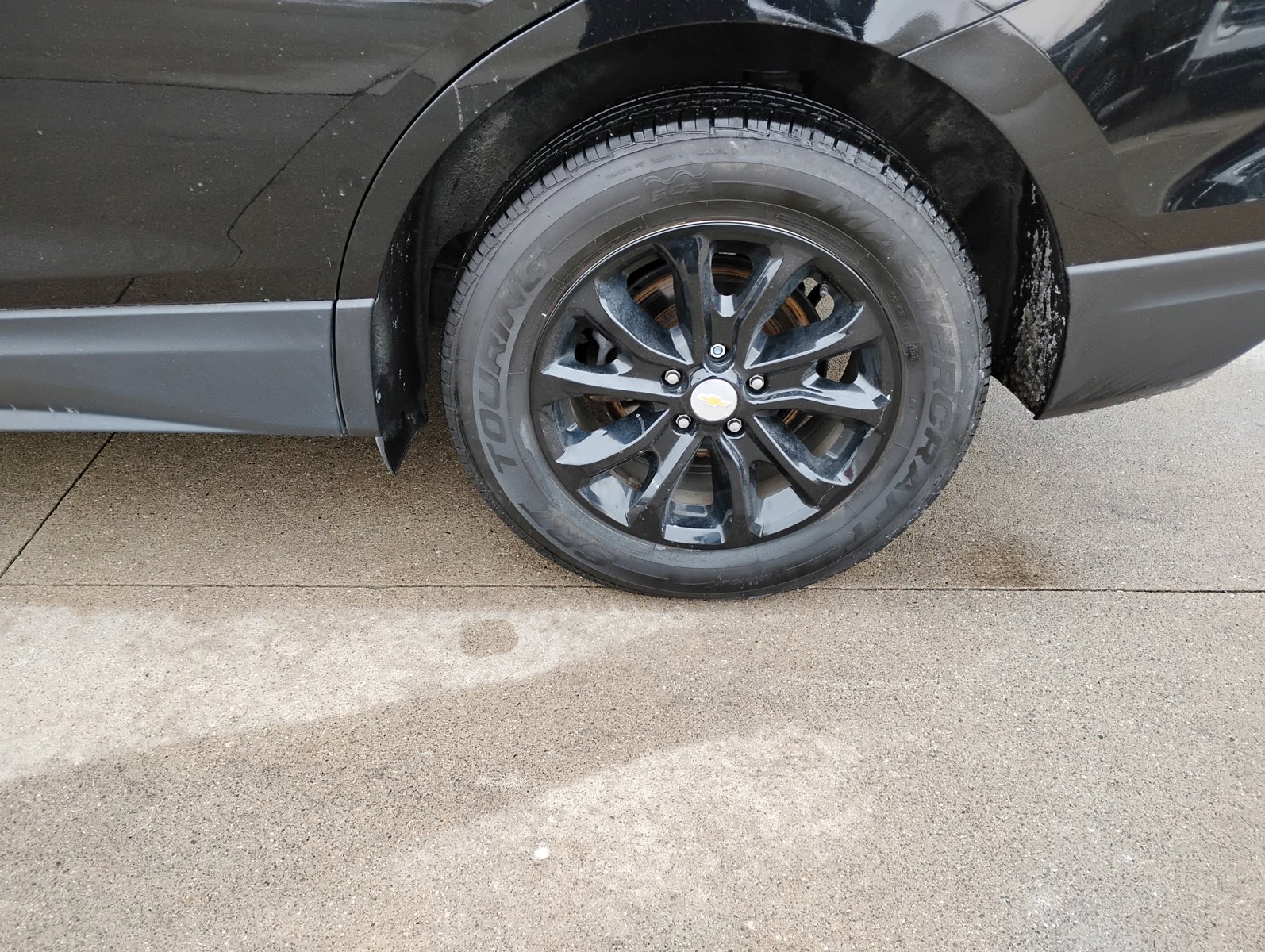 Used 2019 Chevrolet Equinox LS image 23