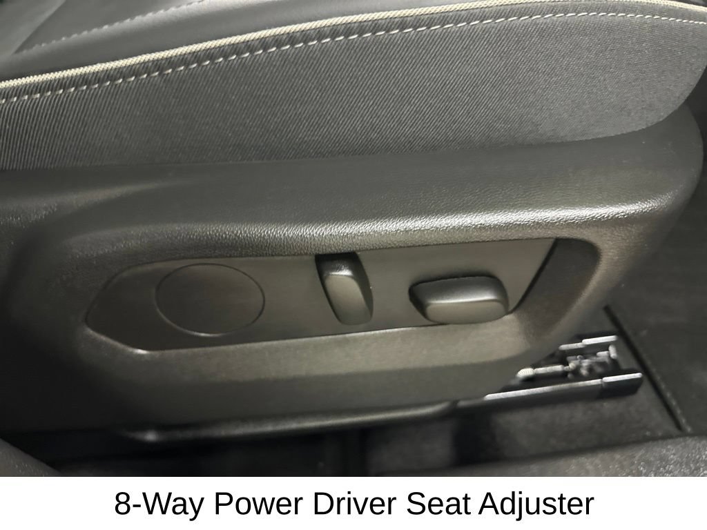 Used 2023 Buick Envision Essence AWD/4WD image 23
