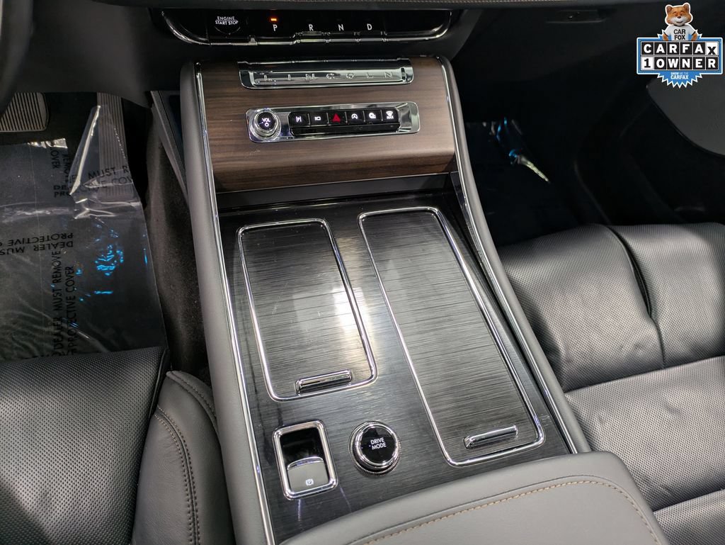 Used 2025 Lincoln Aviator Reserve w/ Equipment Group 201A AWD/4WD image 16