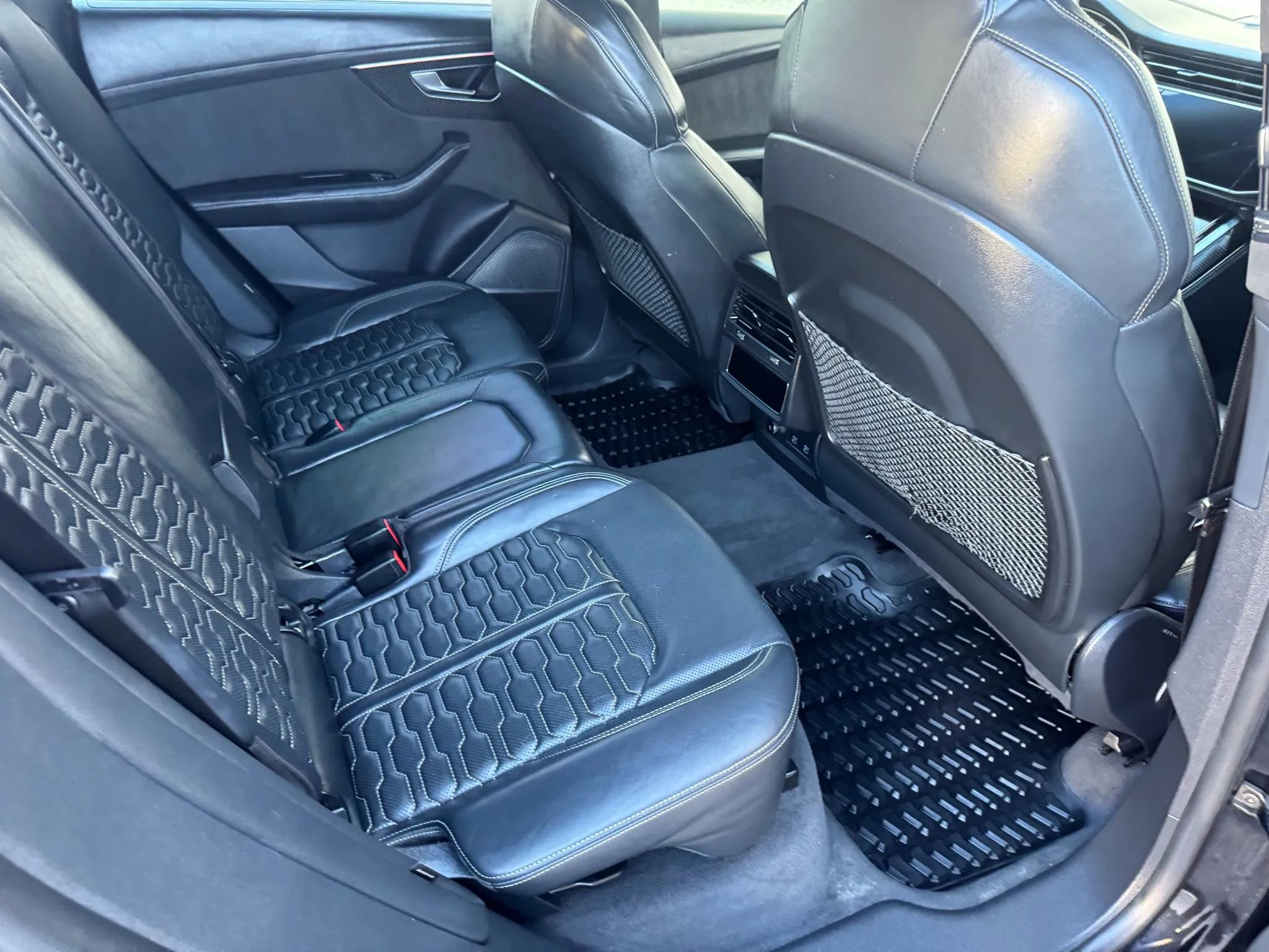 Used 2021 Audi RS Q8 image 25