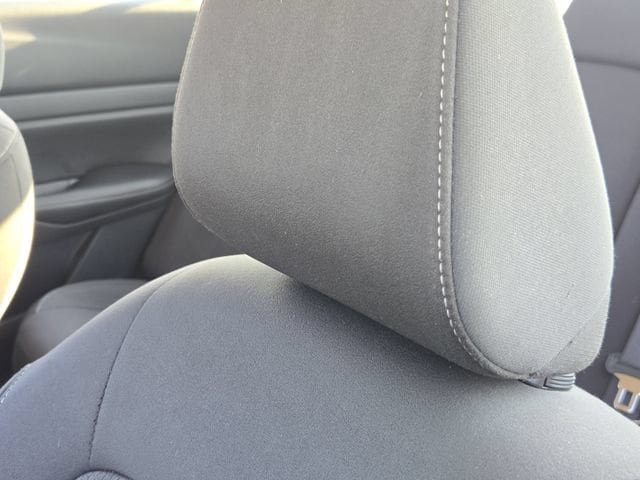 Used 2025 Nissan Altima 2.5 SV FWD image 16