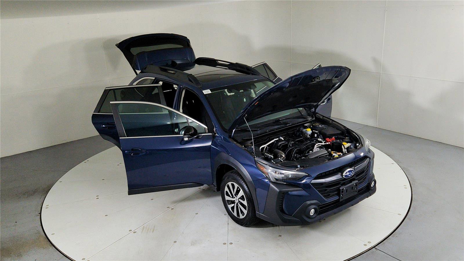 Used 2023 Subaru Outback Premium image 43