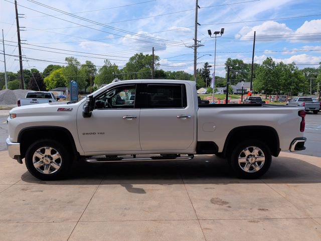 Used 2022 Chevrolet Silverado 2500 LTZ AWD/4WD image 5