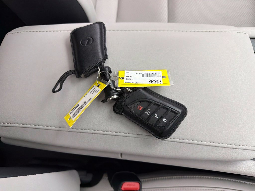 Used 2023 Lexus RX 350 Premium w/ Accessory Package AWD/4WD image 34