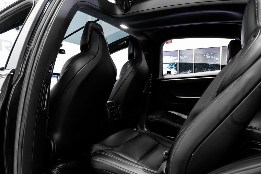 Used 2018 Tesla Model X P100D image 34