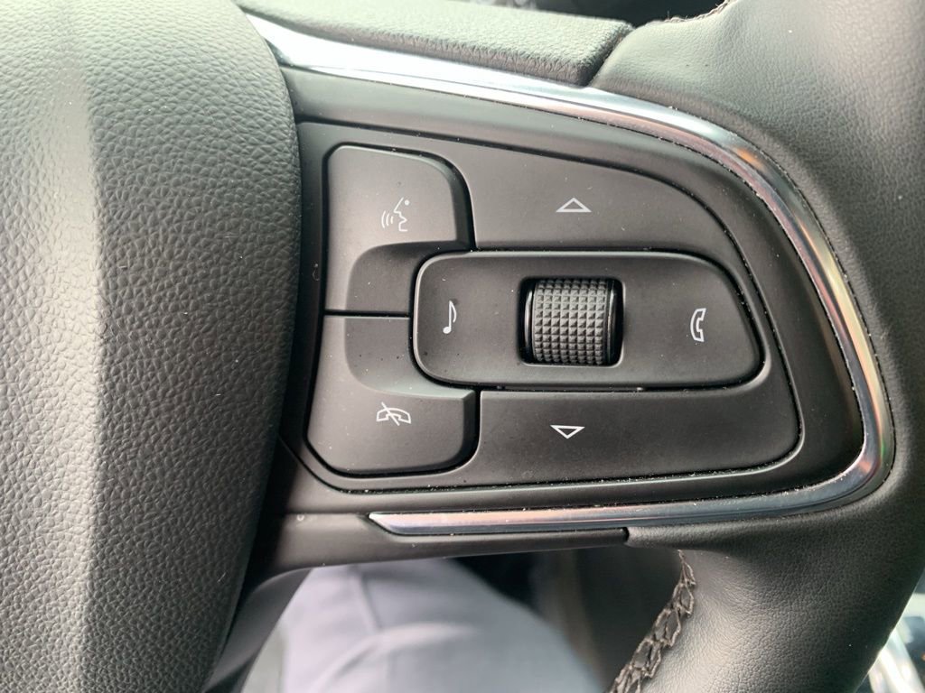 Used 2024 Buick Envista Sport Touring w/ Convenience I Package image 22