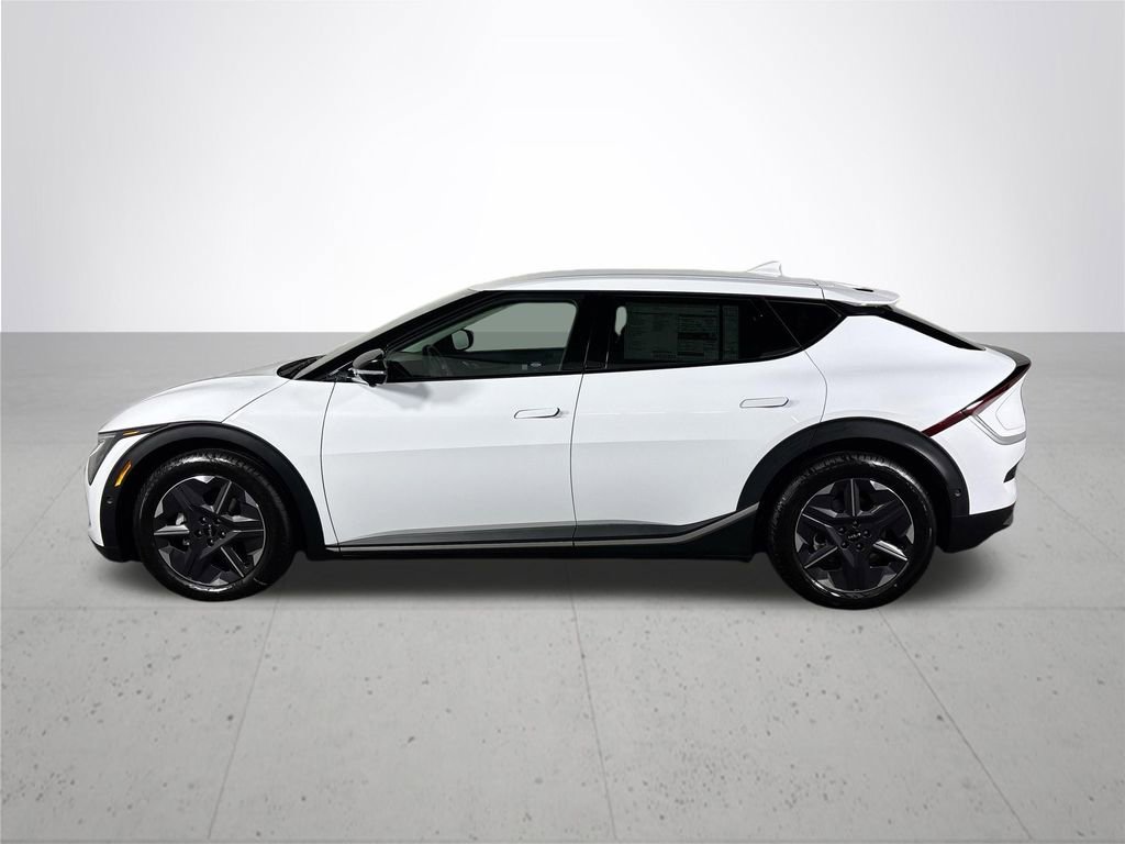 New 2025 Kia EV6 Light w/ Light LR Technology Package image 9
